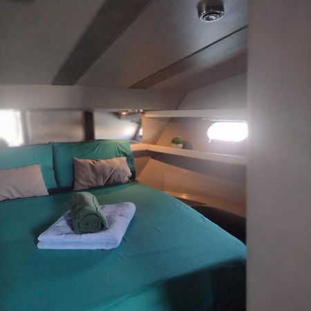 Yach Boat Hotel Barcelona Luaran gambar